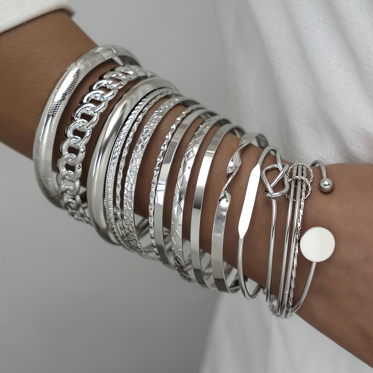 15pcs Women's Fashion Bracelet Set - Stylish, Minimalist, Elegant, Luxurious, High-Quality Multi-Layer Wide Hollow Chain Knotted Round Twisted Bracelets. Perfect for Daily Wear, Vacations, Dates, Parties, Gifts, Weddings, Holidays, Banquets