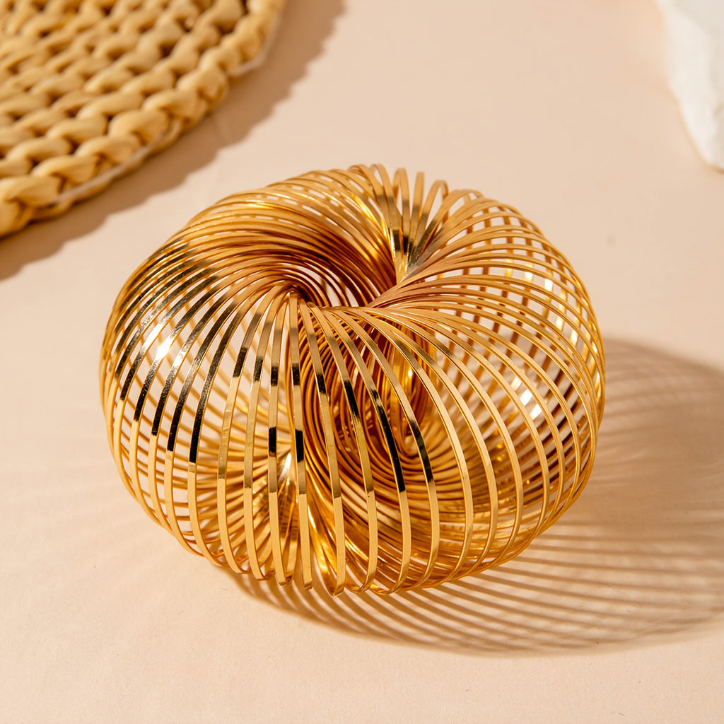 1 Exaggerated Light Luxury Style Multi-layer Metal Wire Hollow Woven Bracelet Suitable for Summer Beach Vacation Parties, Gift Accessories, Perfect Gifts for Friends