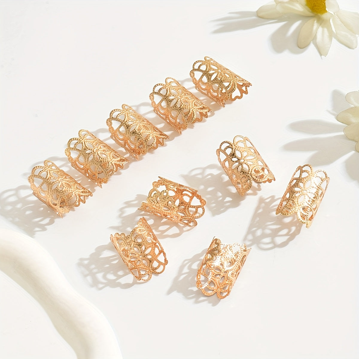 10pcs Set of Women'S Fashion Open Rings, Wide Band Hollow Floral Open Rings, Fashionable Temperament Ethnic Style, Women'S Daily Party Matching Wear
