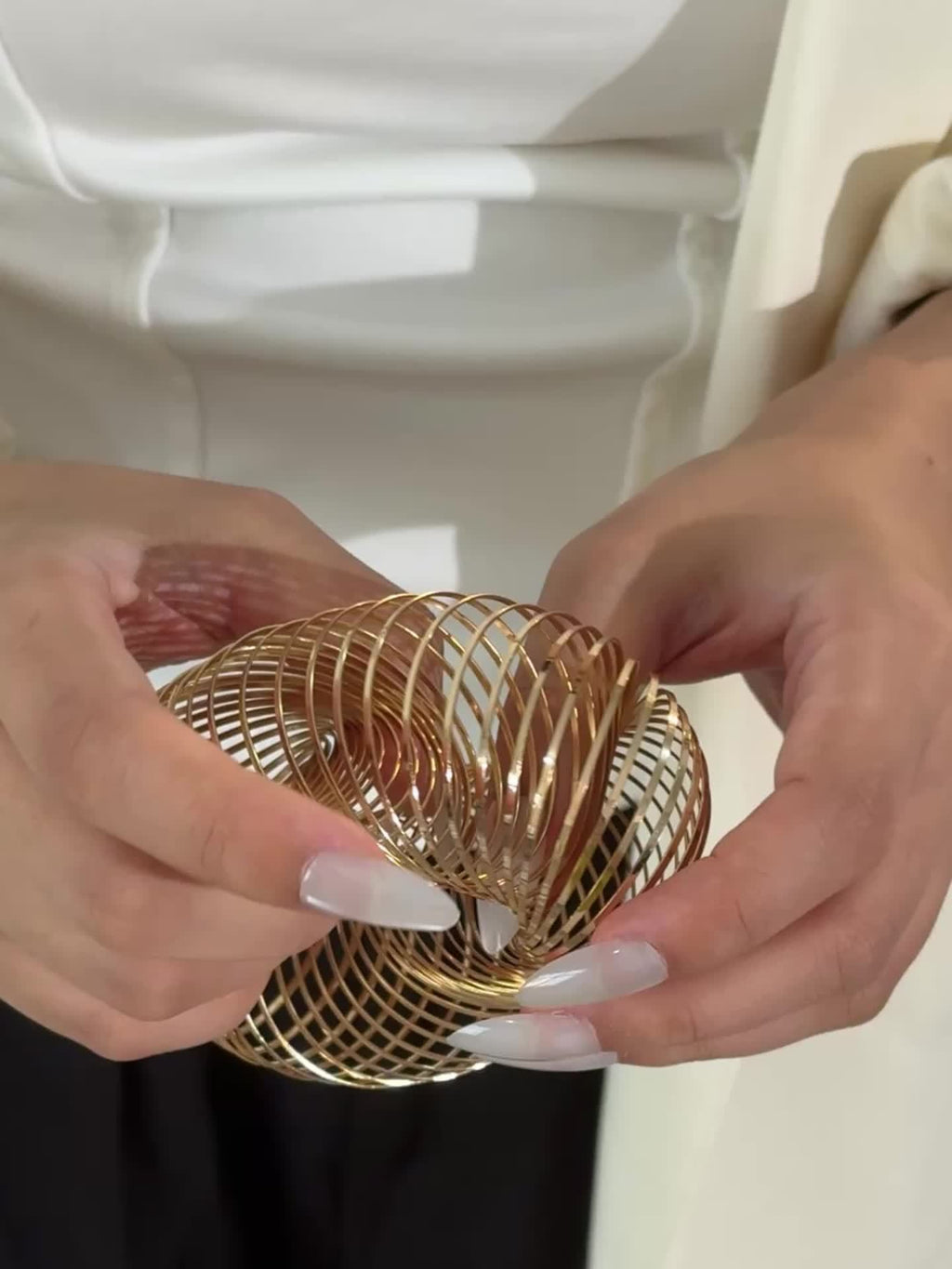 1 Exaggerated Light Luxury Style Multi-layer Metal Wire Hollow Woven Bracelet Suitable for Summer Beach Vacation Parties, Gift Accessories, Perfect Gifts for Friends